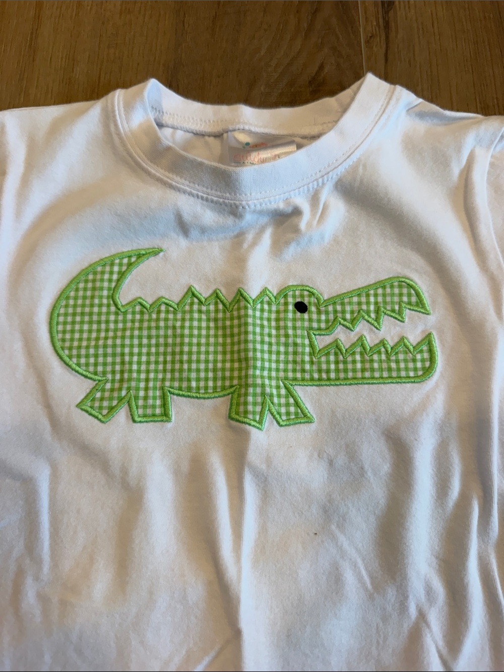 White Kids T-Shirt with Green Gator Applique - Picture 2 of 2